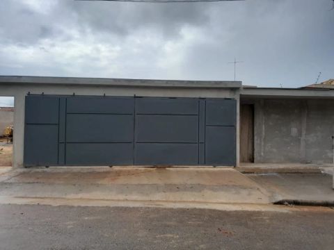  2 portões de garagem 3.41x2.25