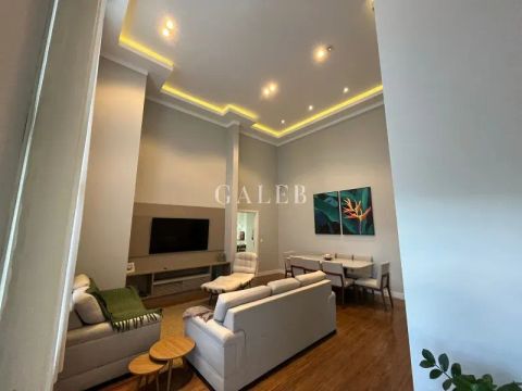 Imperdível casa à venda em Atibaia-SP, Vila Santista: 3 quartos, 1 suíte, 2 salas, 3 banhe