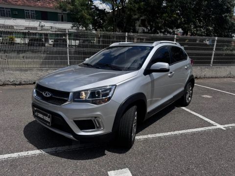 Tiggo 1.5 2019 Carro novo demais Único dono Entrada + parcelas de 899.00