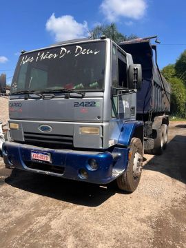 Ford cargo 2422 novo 