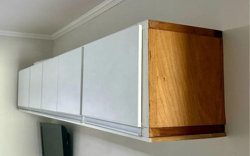 Armário de Parede com Portas de abrir Branco em MDF