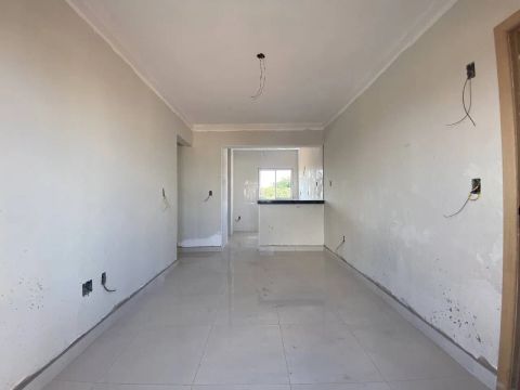 Apartamento em Rua Francisco Antônio de Oliveira - Santa Mônica - Uberlândia/MG