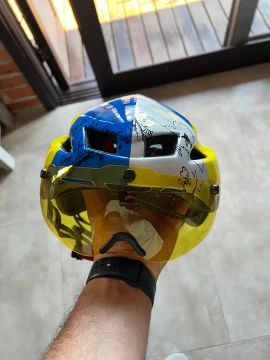 Capacete Red Bull ciclismo/patinete