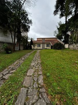 Terreno espetacular de 1230 m² na exclusiva região do Cabral/Bacacheri