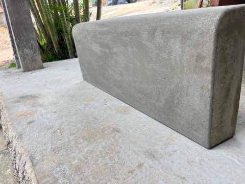 Meio-fio 80x30x10.