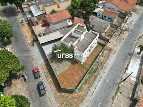 KITNETES A VENDA- Imóvel com 8 kitnetes gerando Renda.
