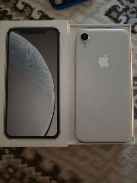 iPhone XR branco 64gb *fotos da internet*