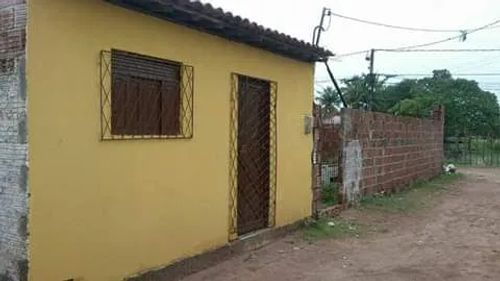 Vende-se Casa+Terreno!!! (Os dois juntos)