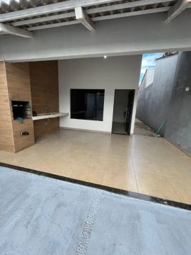 Alugo casa no Bertaville