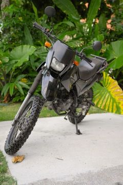 Honda Broz 2014 em ótimo estado.