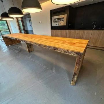 Mesa estilosa luxo