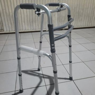 Andador de alumínio para idosos