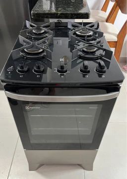 Fogão Electrolux 4 Bocas Preto - Semi-Novo