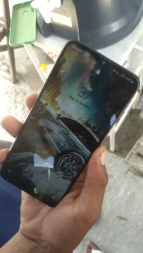 Celular a 20
