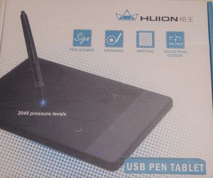 Tablet Gráfico HUION - 2048 Níveis de Pressão (seminovo)