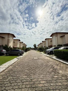 Imóvel para aluguel tem 140 metros quadrados com 3 quartos em Sapiranga-Coité - Fortaleza 