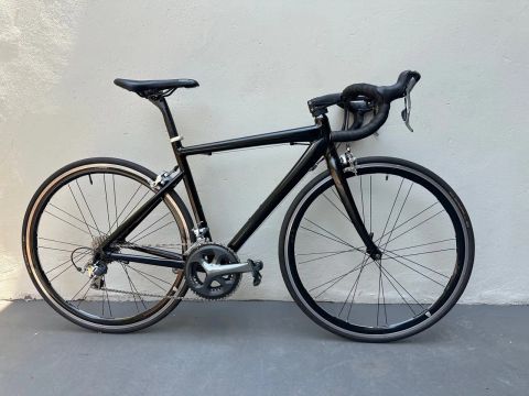 Bicicleta speed GT grupo Tiagra tamanho 52