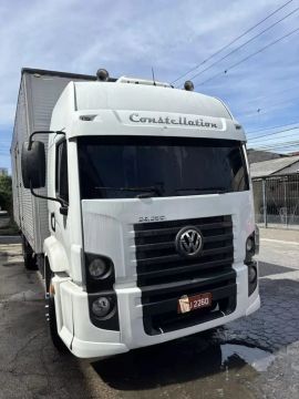 Volkswagen 24250 ano 2012 com bau seco e transferência 