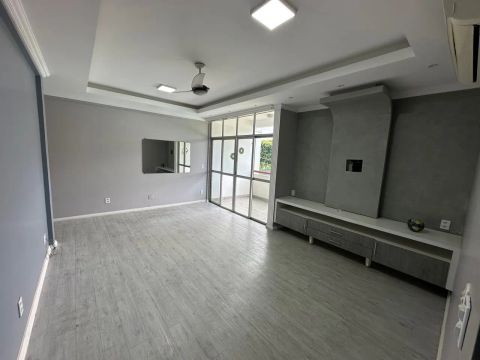 Apartamento Parque Sabia / 1º Andar / 3 Quartos / D. Pedro