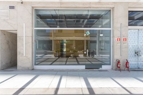 Ponto Comercial/Loja para Aluguel no Bairro Praia de Belas com 52 m² disponível