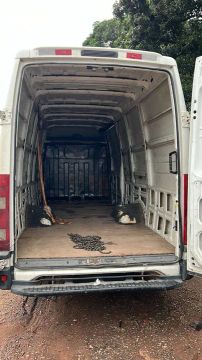 Iveco furgão, ano; 2015, segundo dono.