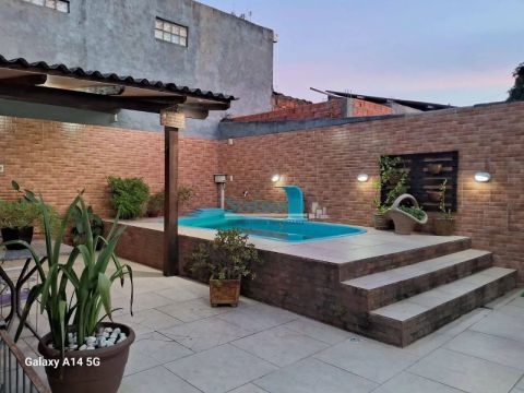 Casa com 4 dormitórios à venda, 126 m² por R$ 435.000,00 - Parque Granja Esperança - Cacho