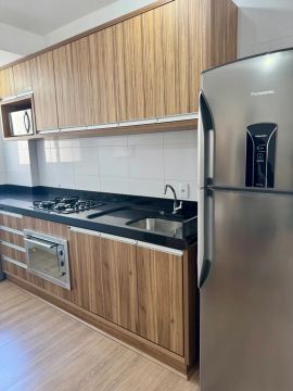 Apartamento c/ 2 vagas de Garagem em Canasvieiras - Direto c/ dono