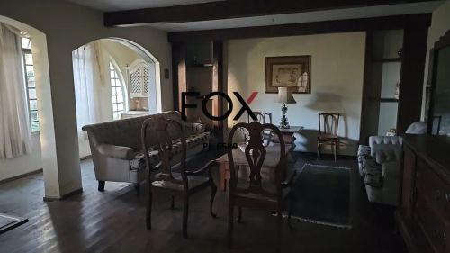 Casa de 5 quartos à venda no Belvedere