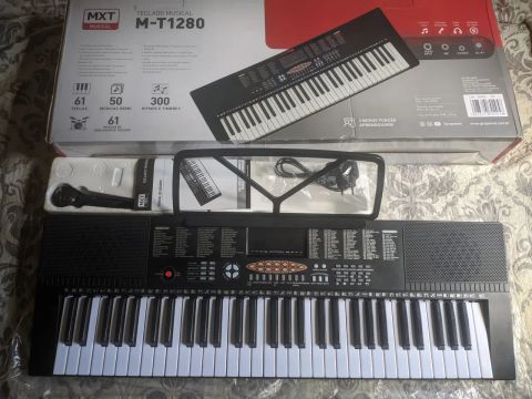 Teclado Musical MXT M-T1280 61 Teclas