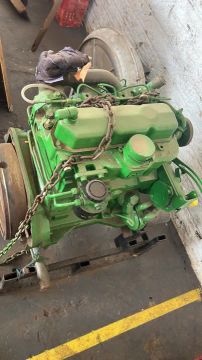 Motor trator 