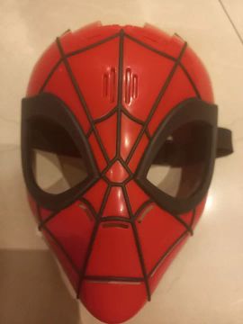 Máscara Homem-Aranha com som