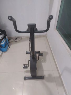 Bicicleta Ergométrica - Exercícios em Casa