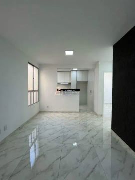 EXCELENTE APARTAMENTO REFORMADO