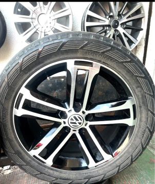 Rodas Aro 20 com pneus Amarok 
