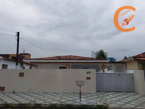 CASA EM ÁGUA FRIA