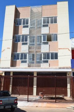 Vendo prédio com 800m2 de área construída frente para EPNB (alta visibilidade)