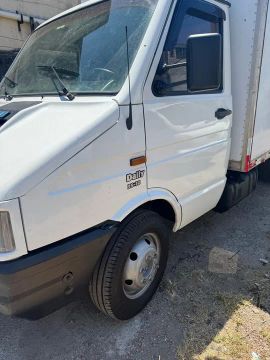 Caminhão baú 3/4 Iveco Fiat / DAILY 3510