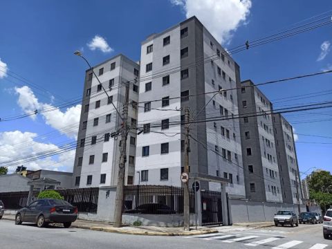 Excelente apartamento no bairro Independência em Taubaté