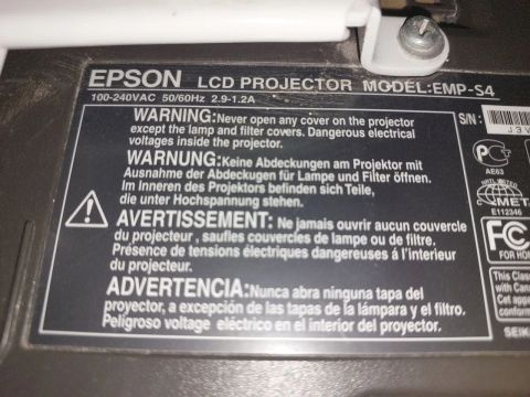 Projetor Epson EMP-S4 - LCD - 100-240VAC