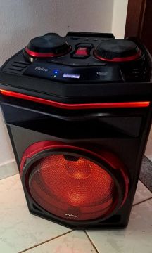 Som philco com Bluetooth  e Iluminação LED