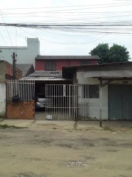 Casa com 4 quartos em ótima localização