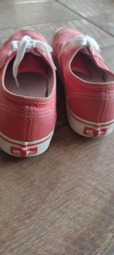Tênis Vans vermelho 36