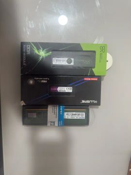 Memoria RAM X3 - 4GB -2400mhz