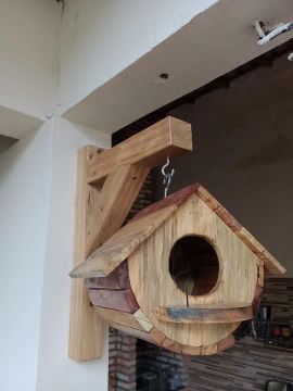 Casinha de Pássaros em Madeira - Decoração para Jardim