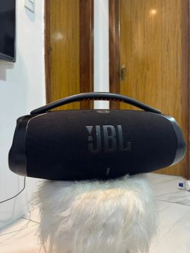JBL boombox 3 