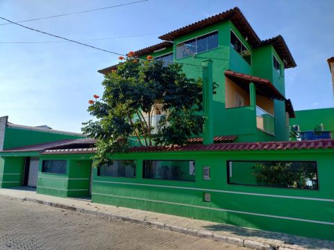 Casa triplex em Anchieta - ES, 3 quartos 
