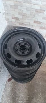  4 Rodas de Ferro 15 polegadas 