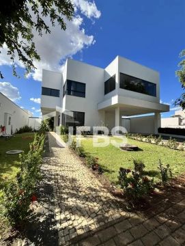 Sobrado no Reservado Condomínio Privillege