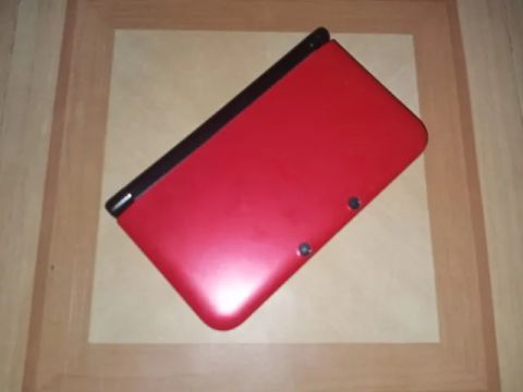 Nintendo 3DS XL vermelho 