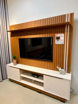 Home Enzo DJ Móveis, ideal para TVs até 70 - Entrega Imediata;